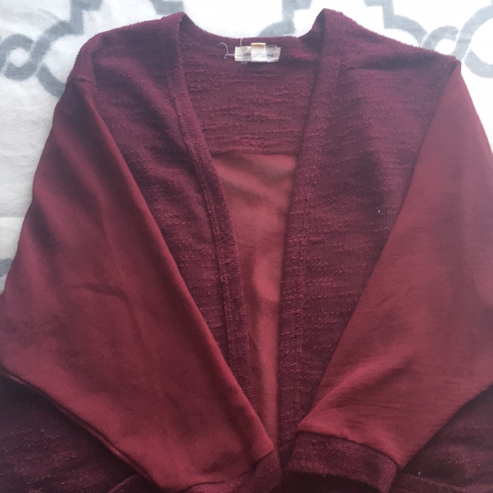 UO maroon top